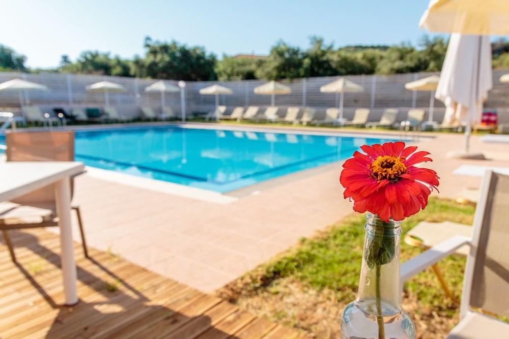 Dimitra & Evdokia Hotel Platanias  Exterior photo