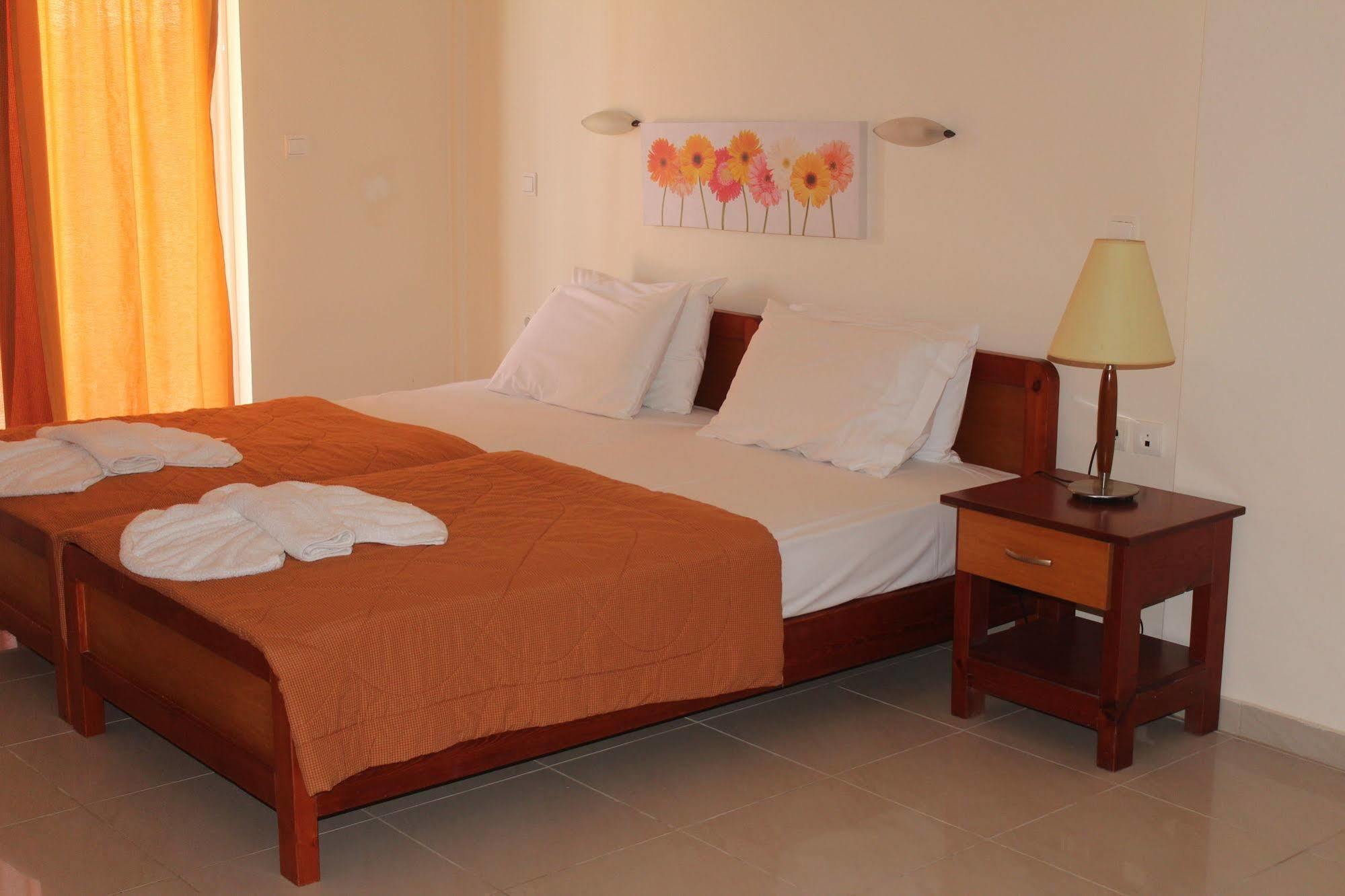 Dimitra & Evdokia Hotel Platanias  Exterior photo